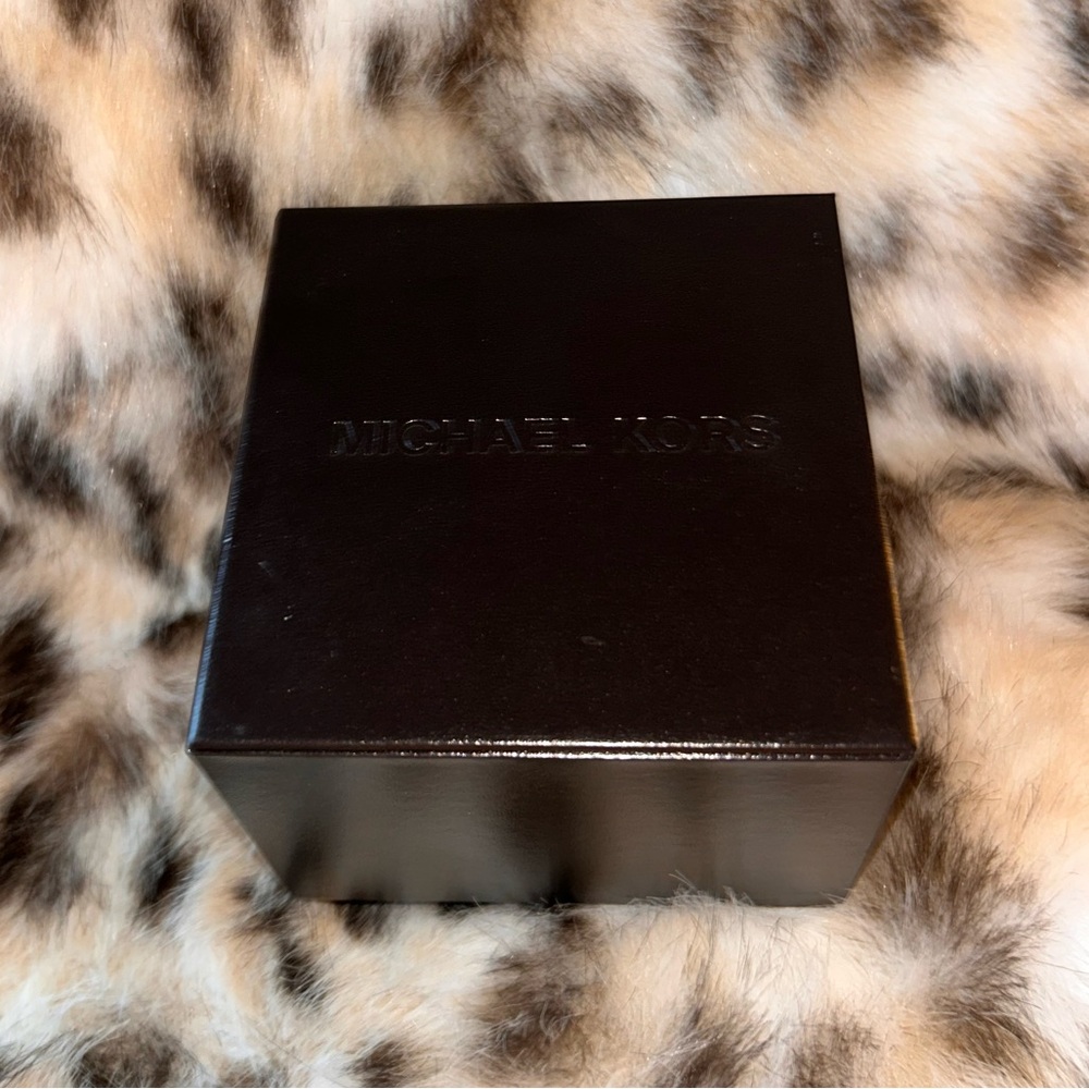 MICHAEL KORS MKJ4343791 Rose Gold Tone Chain Bracelet Padlock with Box - Picture 6 of 16